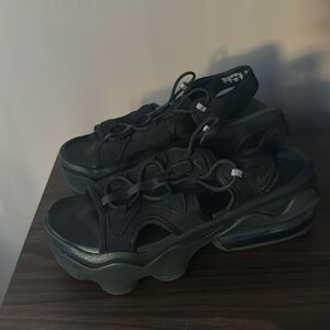Nike Air Max Koko Triple Black Sandals